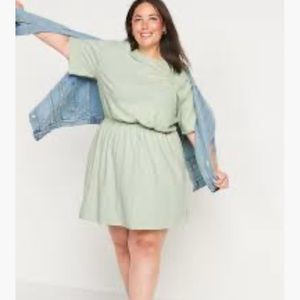 Old Navy Waist-Defined Slub-Knit Mini Dress in Green - Medium NWT! Flattering!